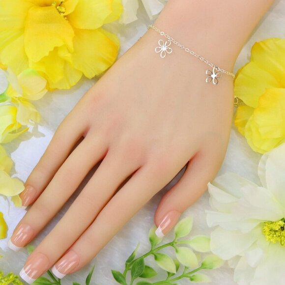 "Minimalist Bracelet, Sleek & Modern Design, Women’s Fashion, YC110213-B - Picture 6 of 10